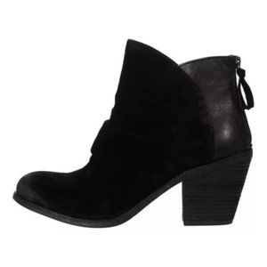 Women's Sofft Teyton Boots Suede Leather Black 7.5M New